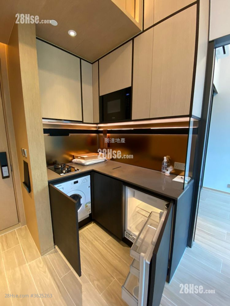 Aquila Square Mile Sell 1 Bedroom , 1 Bathroom 256 ft² Aquila Square Mile Sell 1 Bedroom , 1 Bathroom 256 ft²