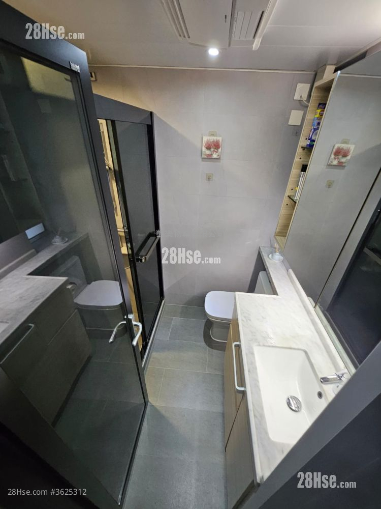 Hoi Lok Court Sell 2 Bedrooms , 1 Bathroom 473 ft² Hoi Lok Court Sell 2 Bedrooms , 1 Bathroom 473 ft²