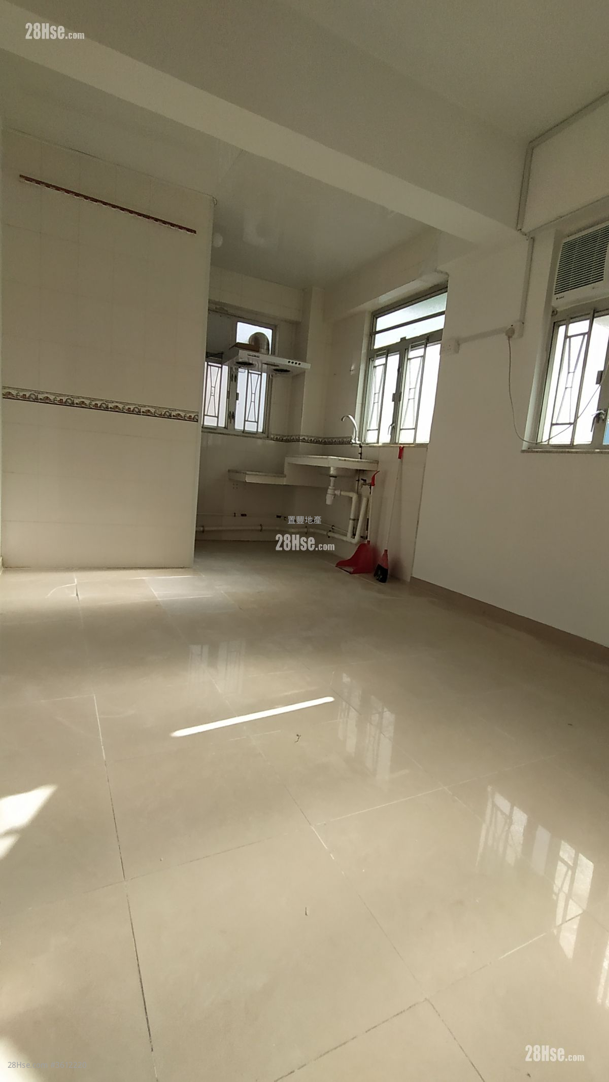 明泰大樓 租盤 1 房 , 1 浴室 170 平方呎