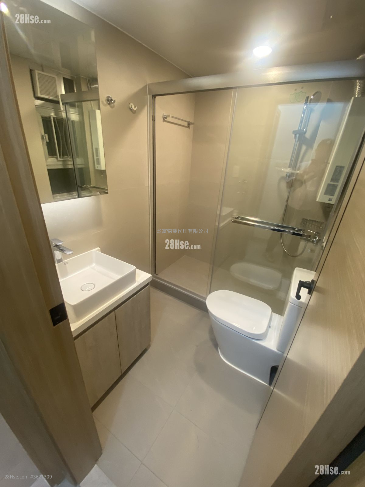 Wing Cheung Mansion Rental 1 Bedroom , 1 Bathroom 499 ft² Wing Cheung Mansion Rental 1 Bedroom , 1 Bathroom 499 ft²