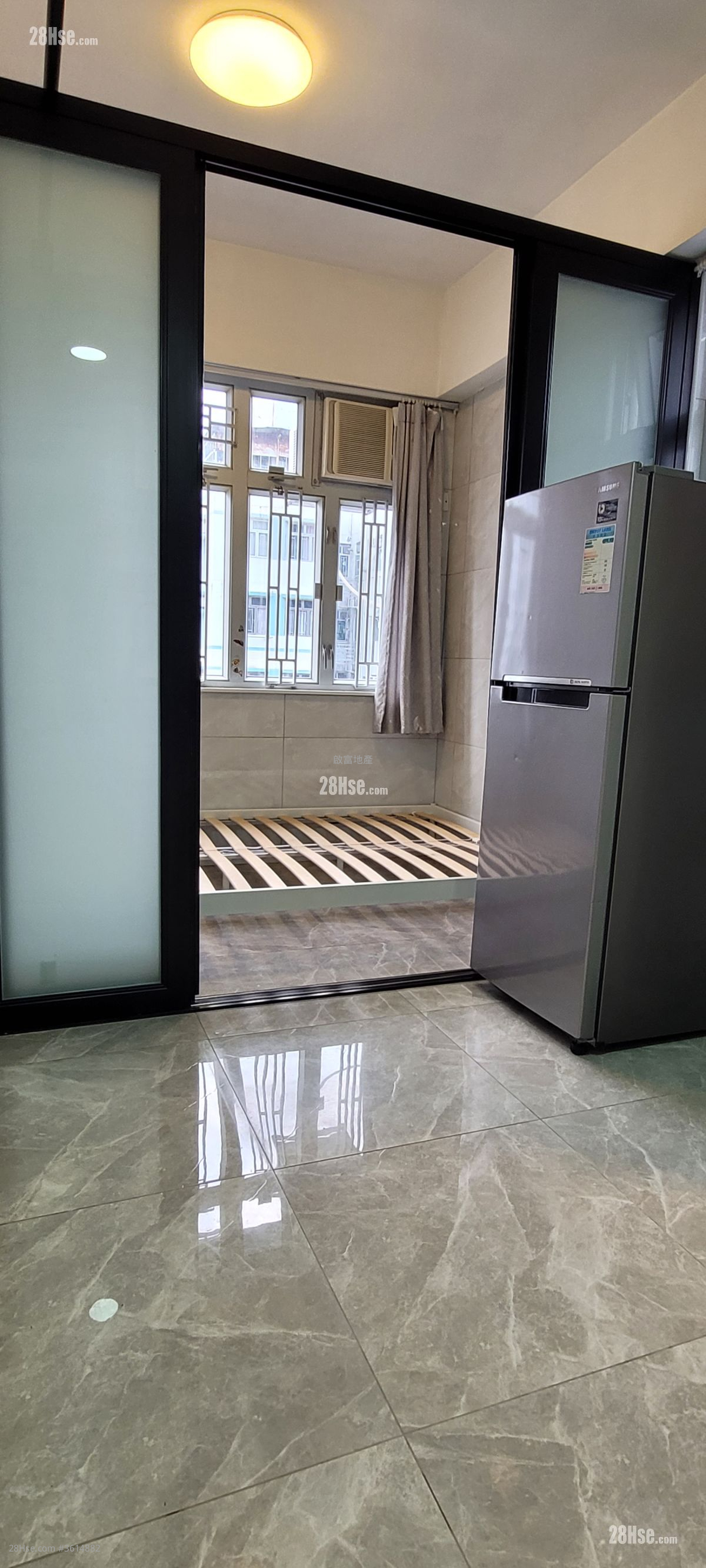 Tak Tai Building Rental 1 Bedroom , 1 Bathroom 150 ft²