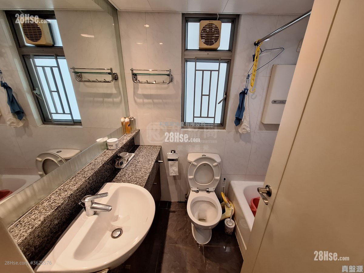 Tseung Kwan O Plaza Sell 2 Bedrooms , 1 Bathroom 442 ft² Tseung Kwan O Plaza Sell 2 Bedrooms , 1 Bathroom 442 ft²