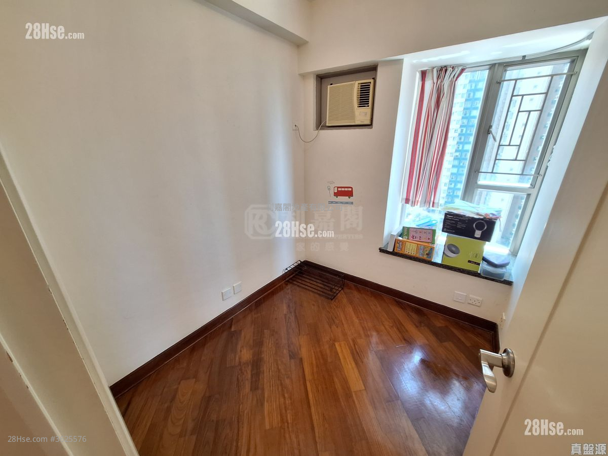 Tseung Kwan O Plaza Sell 2 Bedrooms , 1 Bathroom 442 ft² Tseung Kwan O Plaza Sell 2 Bedrooms , 1 Bathroom 442 ft²