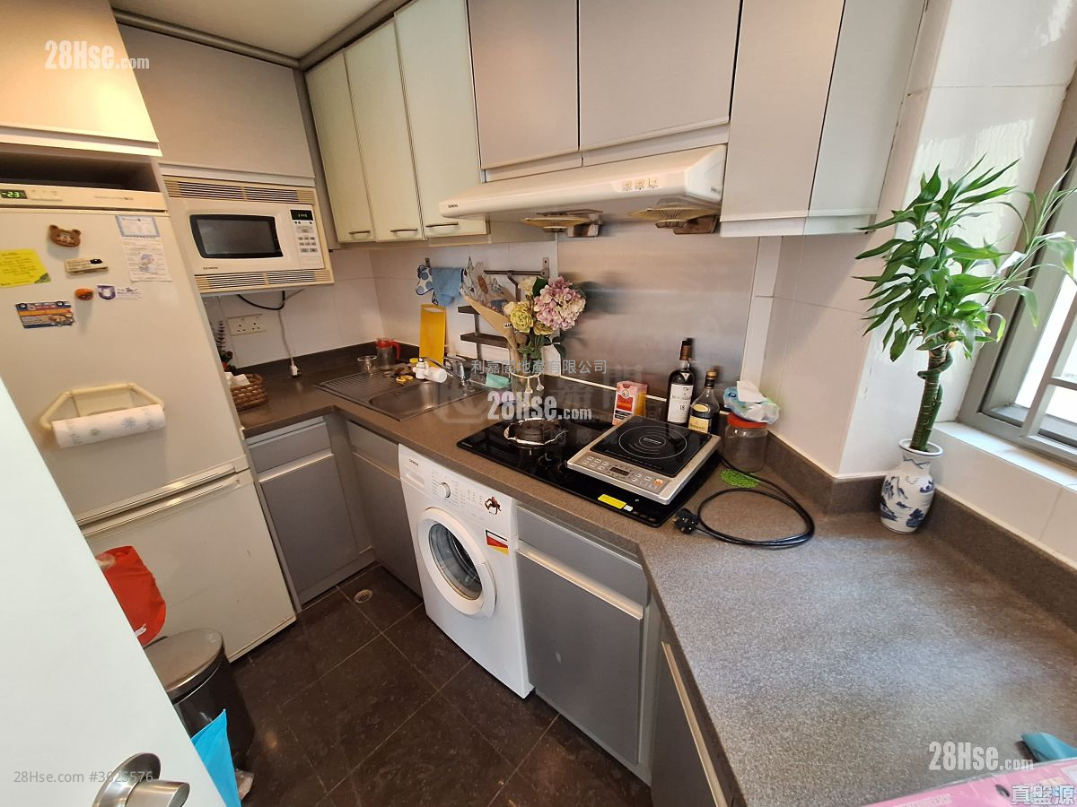 Tseung Kwan O Plaza Sell 2 Bedrooms , 1 Bathroom 442 ft² Tseung Kwan O Plaza Sell 2 Bedrooms , 1 Bathroom 442 ft²