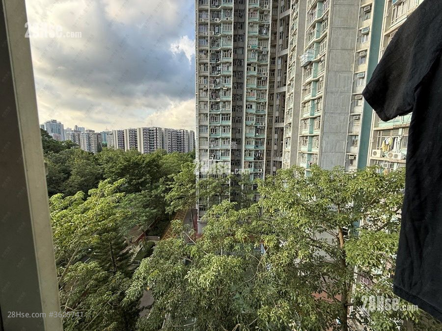 Ka Shing Court Sell 3 Bedrooms , 2 Bathrooms 606 ft² Ka Shing Court Sell 3 Bedrooms , 2 Bathrooms 606 ft²