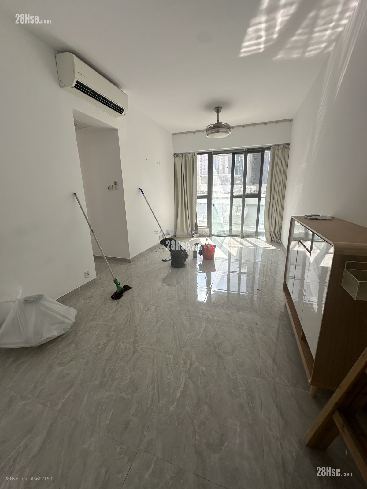 Billionnaire Avant Rental 3 Bedrooms , 2 Bathrooms 639 ft²