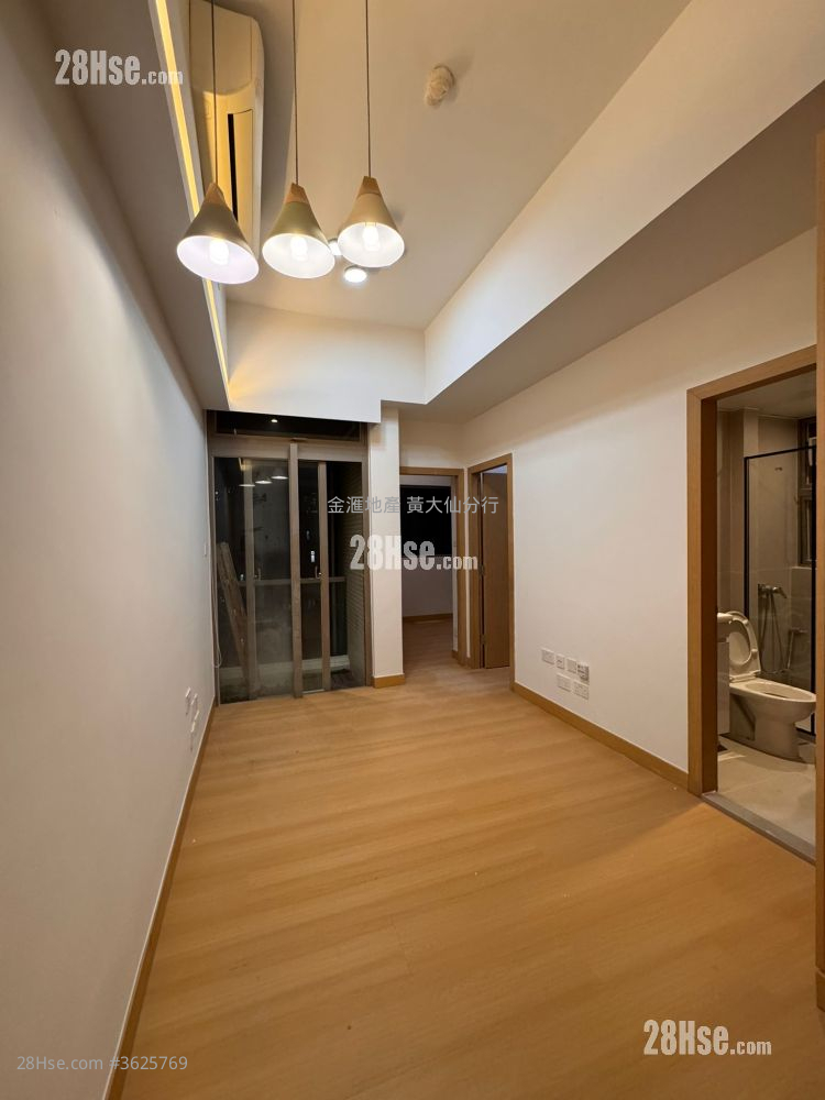 Aspen Crest Rental 2 Bedrooms 381 ft²