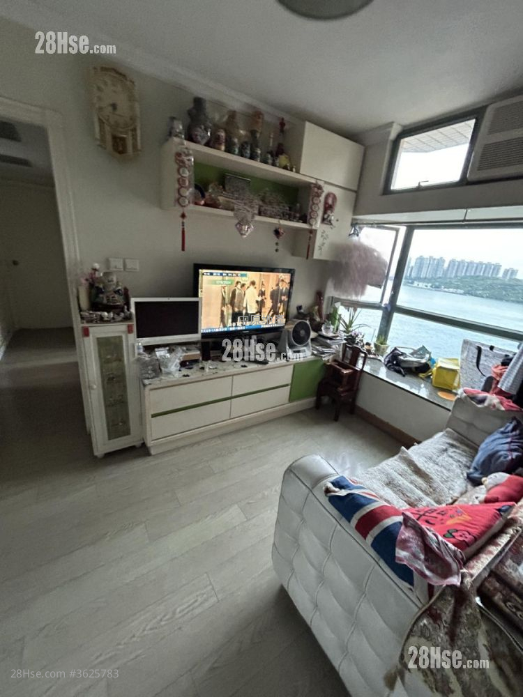 Sea Crest Villa Sell 3 Bedrooms , 2 Bathrooms 632 ft²