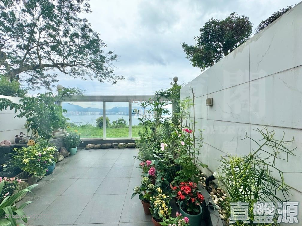 Tycoon Place Sell 3 Bedrooms 2,447 ft² Tycoon Place Sell 3 Bedrooms 2,447 ft²