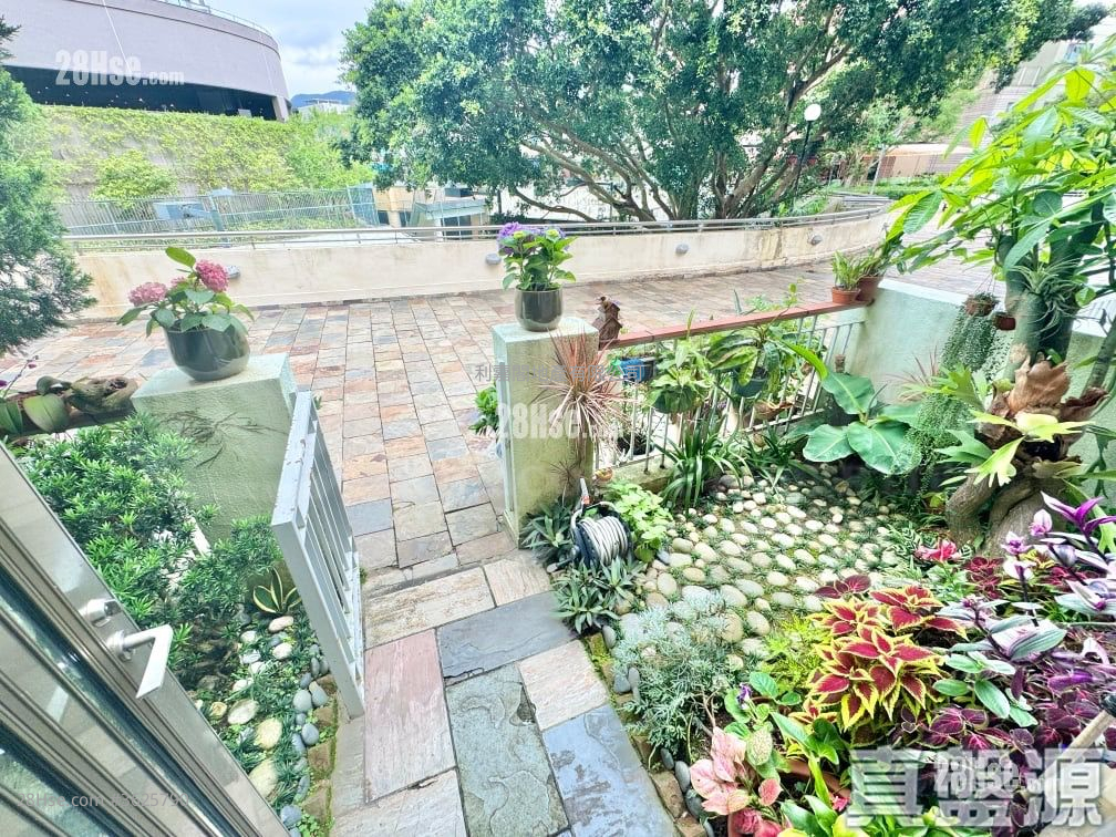 Tycoon Place Sell 3 Bedrooms 2,447 ft² Tycoon Place Sell 3 Bedrooms 2,447 ft²