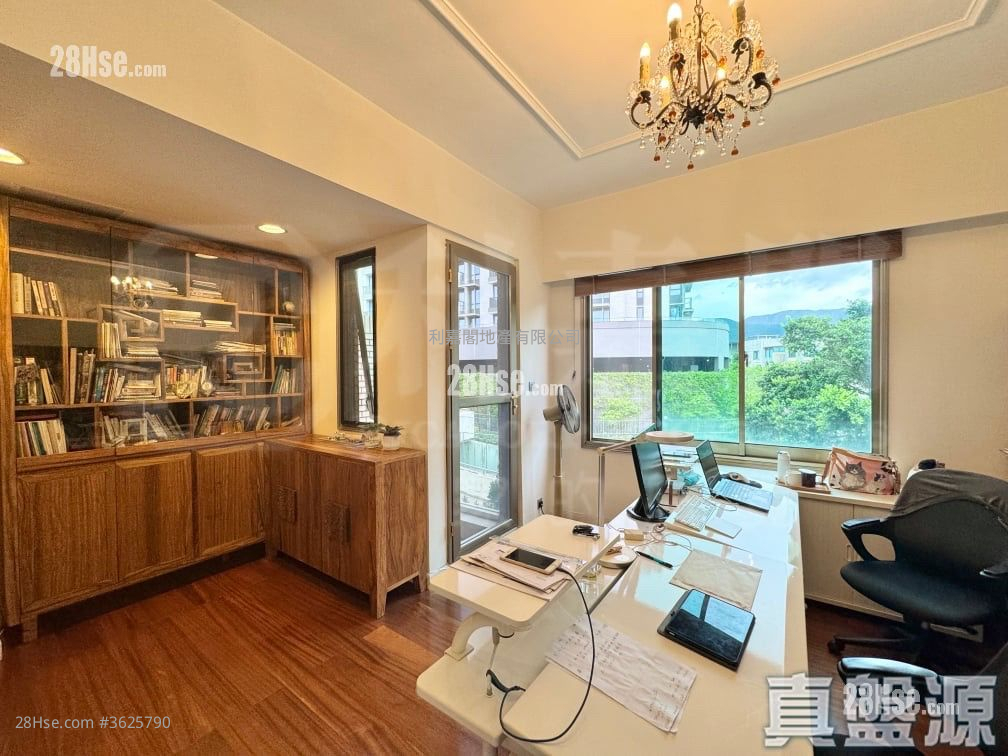 Tycoon Place Sell 3 Bedrooms 2,447 ft² Tycoon Place Sell 3 Bedrooms 2,447 ft²