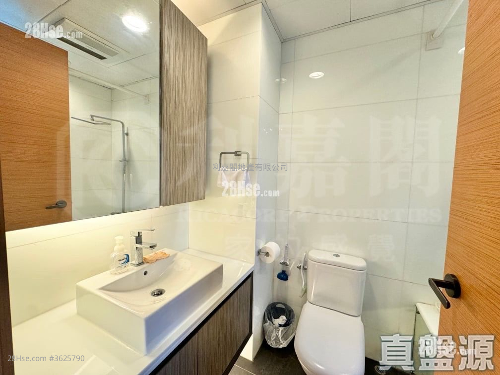 Tycoon Place Sell 3 Bedrooms 2,447 ft² Tycoon Place Sell 3 Bedrooms 2,447 ft²