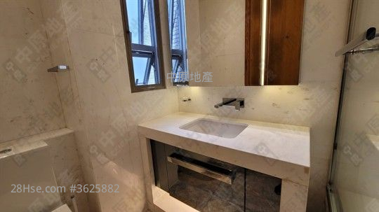 The Green Sell 3 Bedrooms , 2 Bathrooms 1,315 ft² The Green Sell 3 Bedrooms , 2 Bathrooms 1,315 ft²