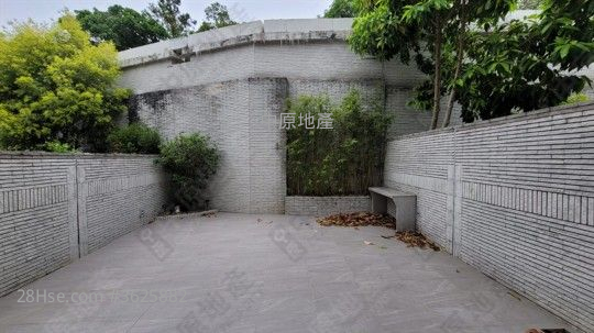 The Green Sell 3 Bedrooms , 2 Bathrooms 1,315 ft² The Green Sell 3 Bedrooms , 2 Bathrooms 1,315 ft²