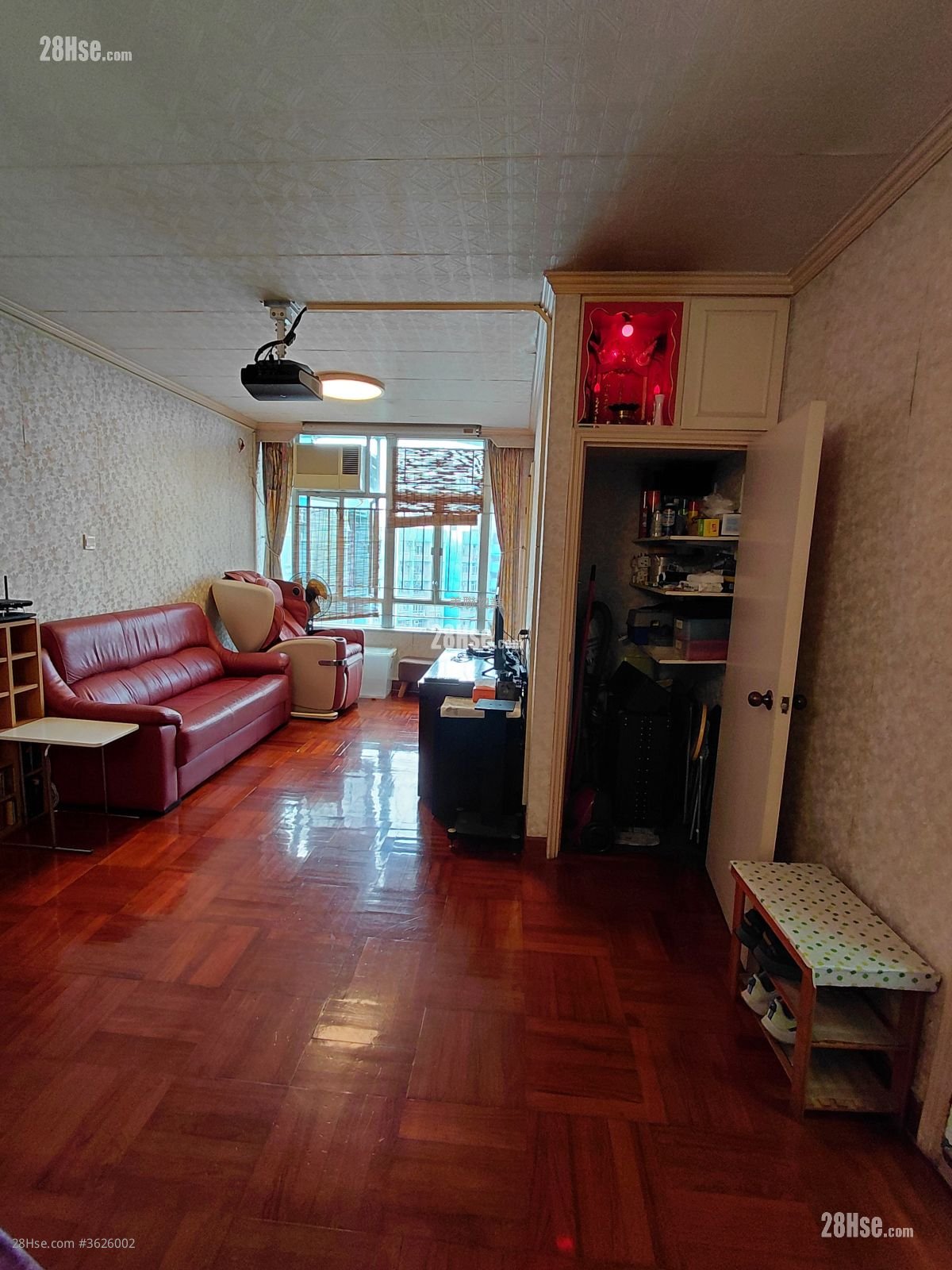 King Shing Court Sell 2 Bedrooms , 1 Bathroom 538 ft² King Shing Court Sell 2 Bedrooms , 1 Bathroom 538 ft²