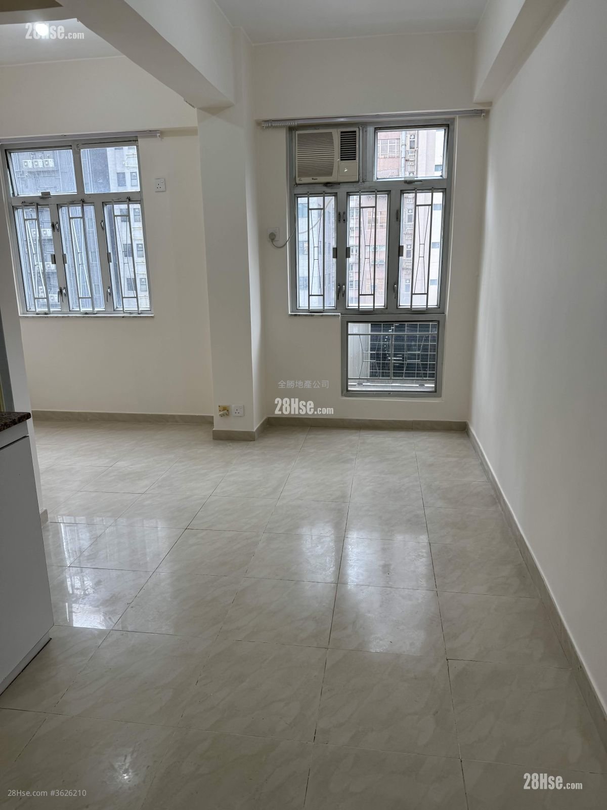 Portland Building Sell 1 Bathroom 171 ft²