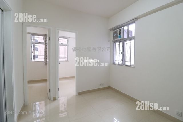 仁文大廈 租盤 2 房 , 1 浴室 277 平方呎