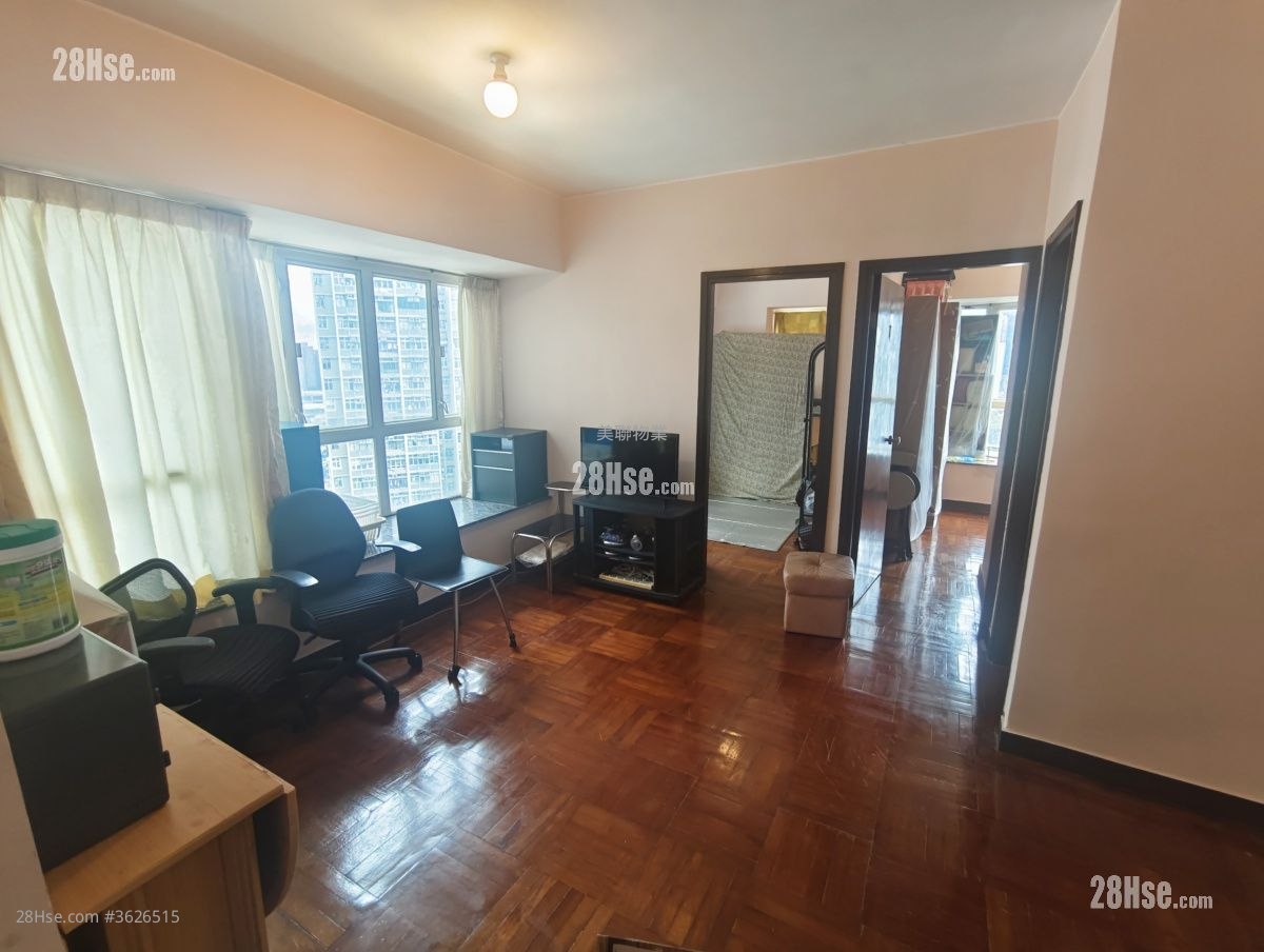 Venice Gardens Sell 2 Bedrooms , 1 Bathroom 426 ft²
