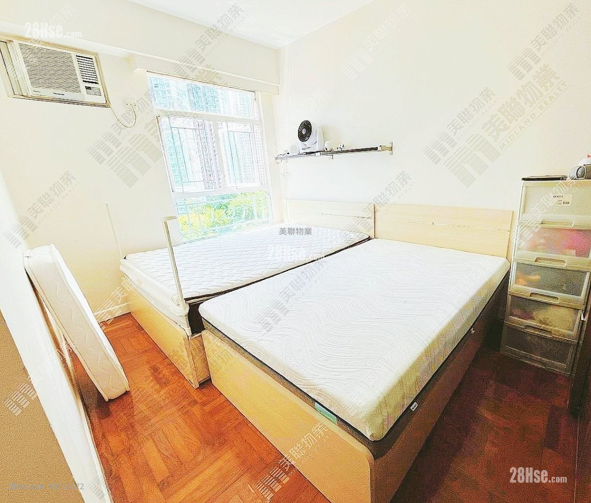 Greenpark Villa Sell 3 Bedrooms , 2 Bathrooms 716 ft² Greenpark Villa Sell 3 Bedrooms , 2 Bathrooms 716 ft²