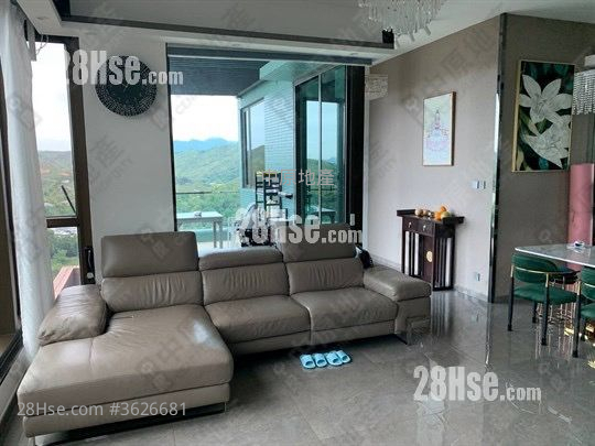 Noble Hill Sell 5+ Bedrooms 1,178 ft² Noble Hill Sell 5+ Bedrooms 1,178 ft²