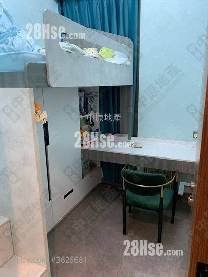 Noble Hill Sell 5+ Bedrooms 1,178 ft² Noble Hill Sell 5+ Bedrooms 1,178 ft²