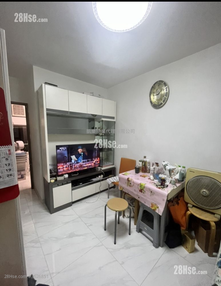 麗翠苑 售盤 2 房 388 平方呎