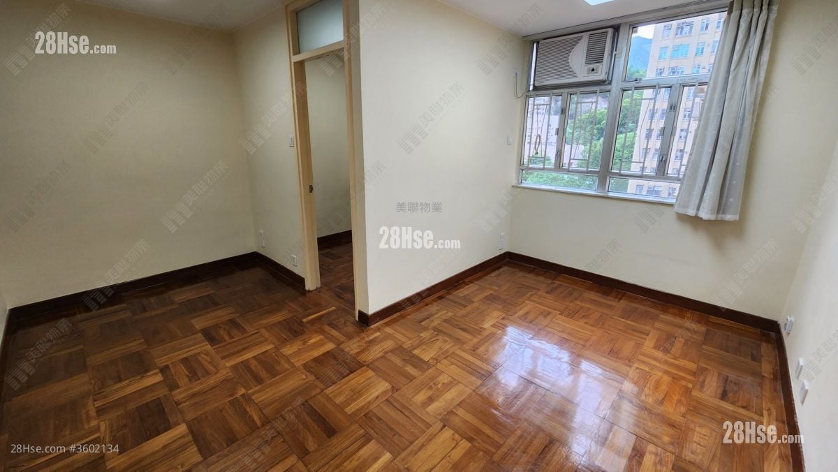 龍蟠苑 租盤 1 房 , 1 浴室 353 平方呎