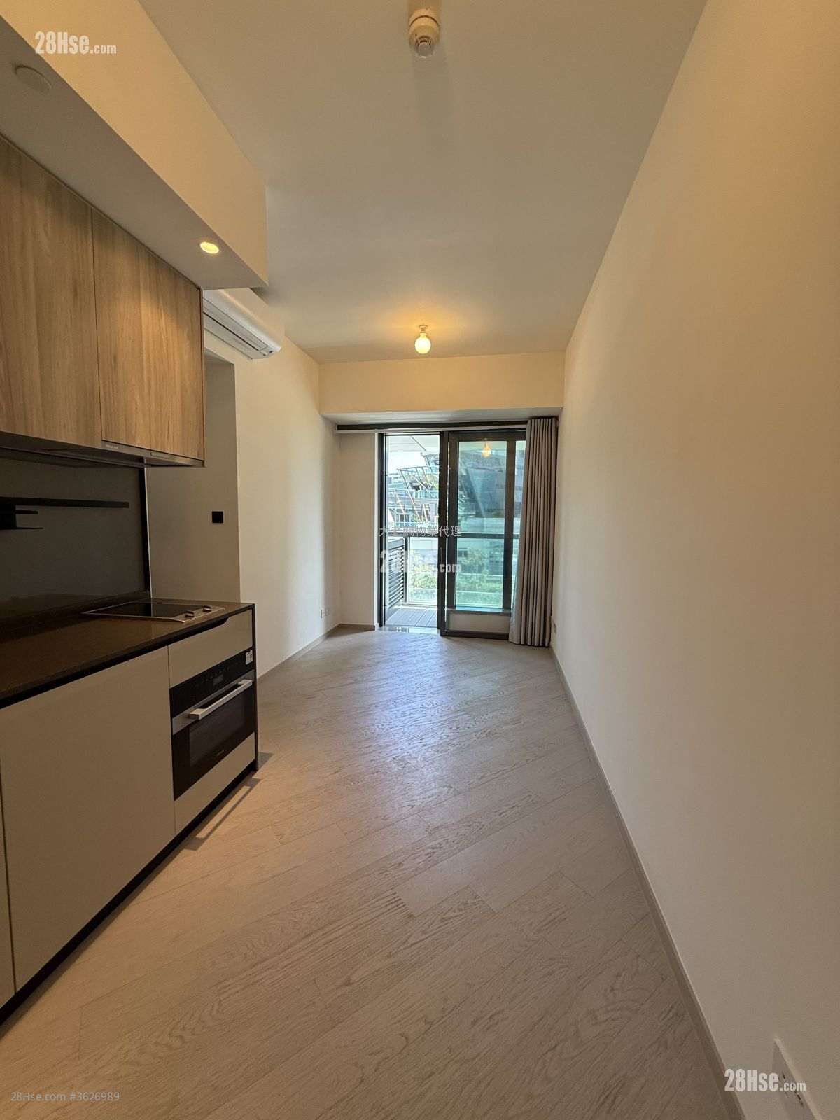 Twin Victoria Sell 2 Bedrooms , 1 Bathroom 437 ft²