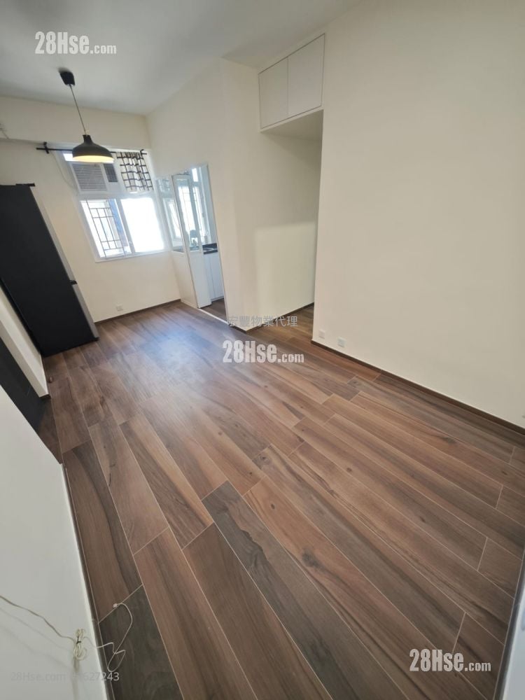 Smithfield Court Rental 2 Bedrooms 372 ft²