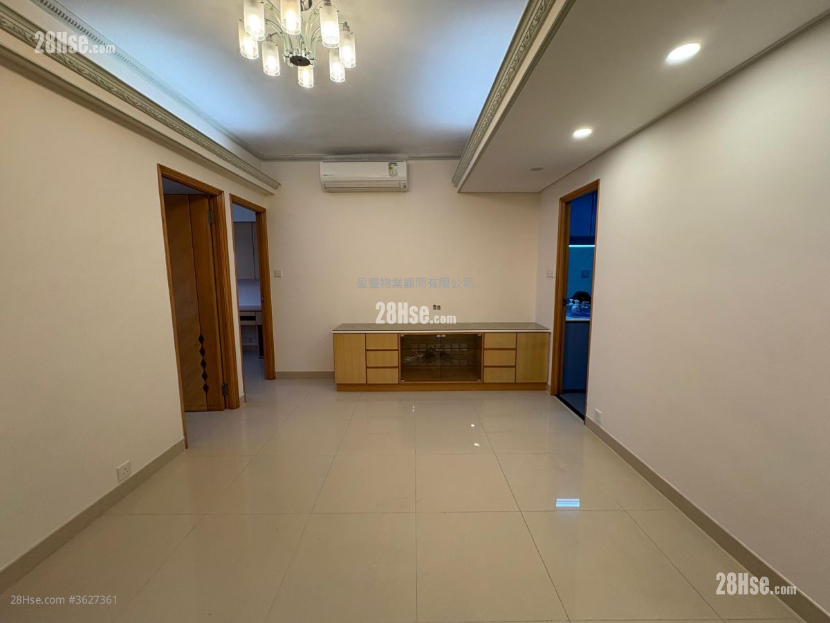 Sun Hey Mansion Rental 3 Bedrooms , 2 Bathrooms 601 ft²
