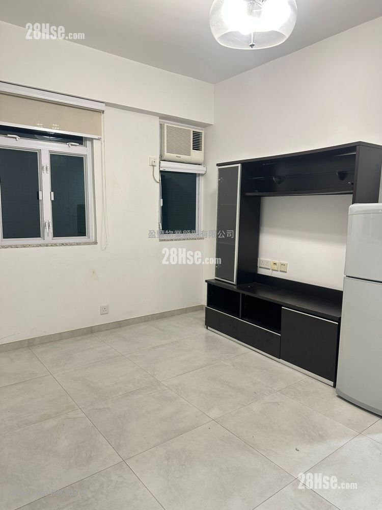 Hennessy Apartments Sell 1 Bedroom , 1 Bathroom 297 ft²