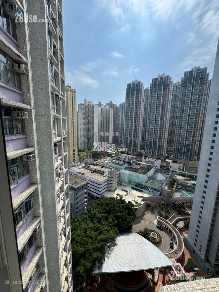 Yu Ming Court Sell 2 Bedrooms , 1 Bathroom 541 ft²