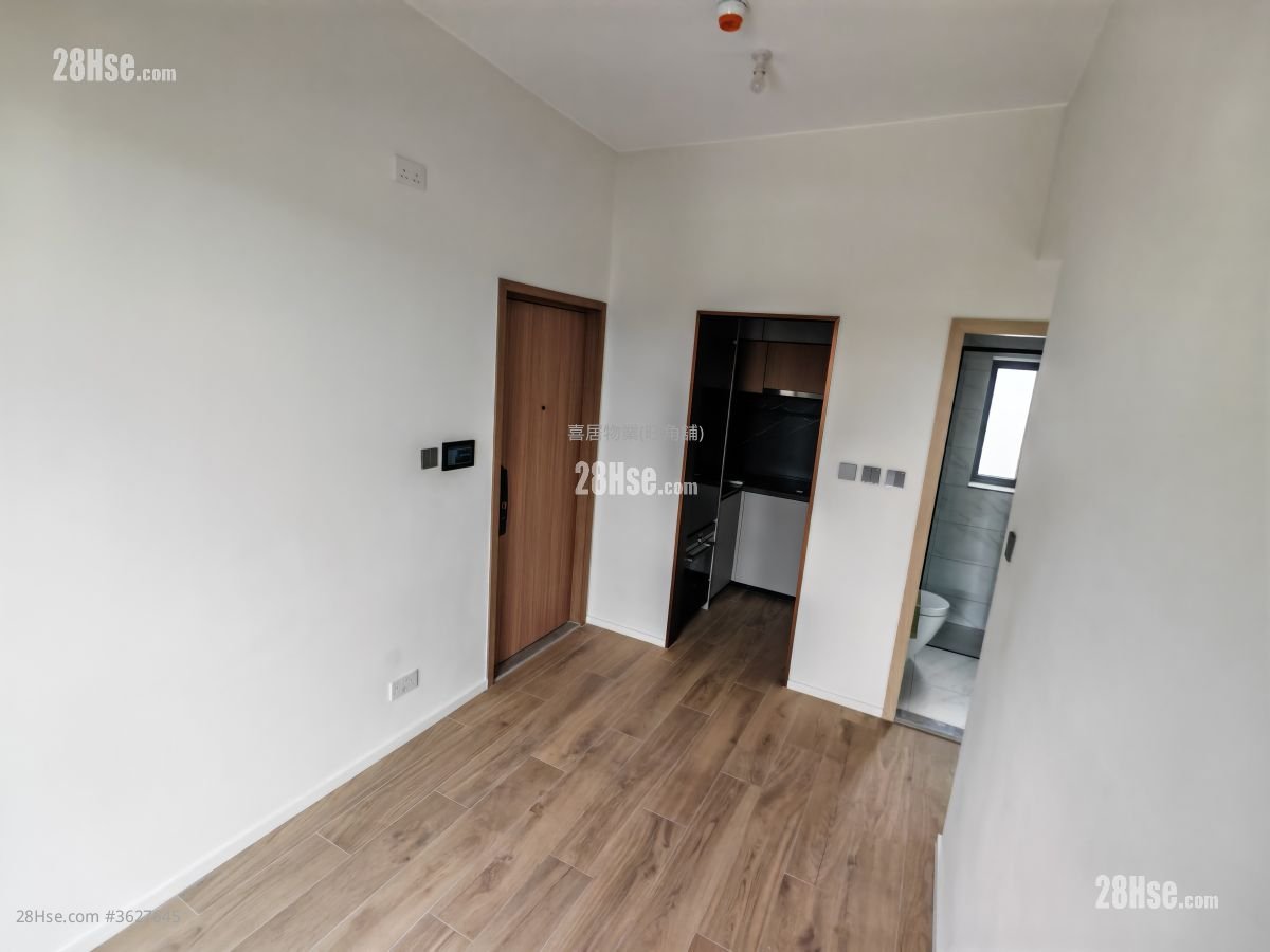 Elize Park Rental 2 Bedrooms , 1 Bathroom 326 ft²