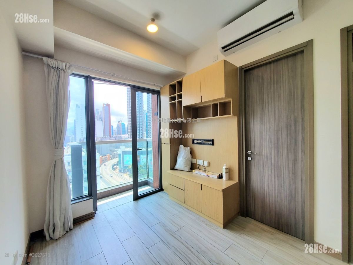 Park One Sell 2 Bedrooms 367 ft²