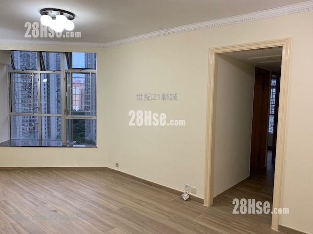 Sceneway Garden Rental 3 Bedrooms , 1 Bathroom 612 ft²