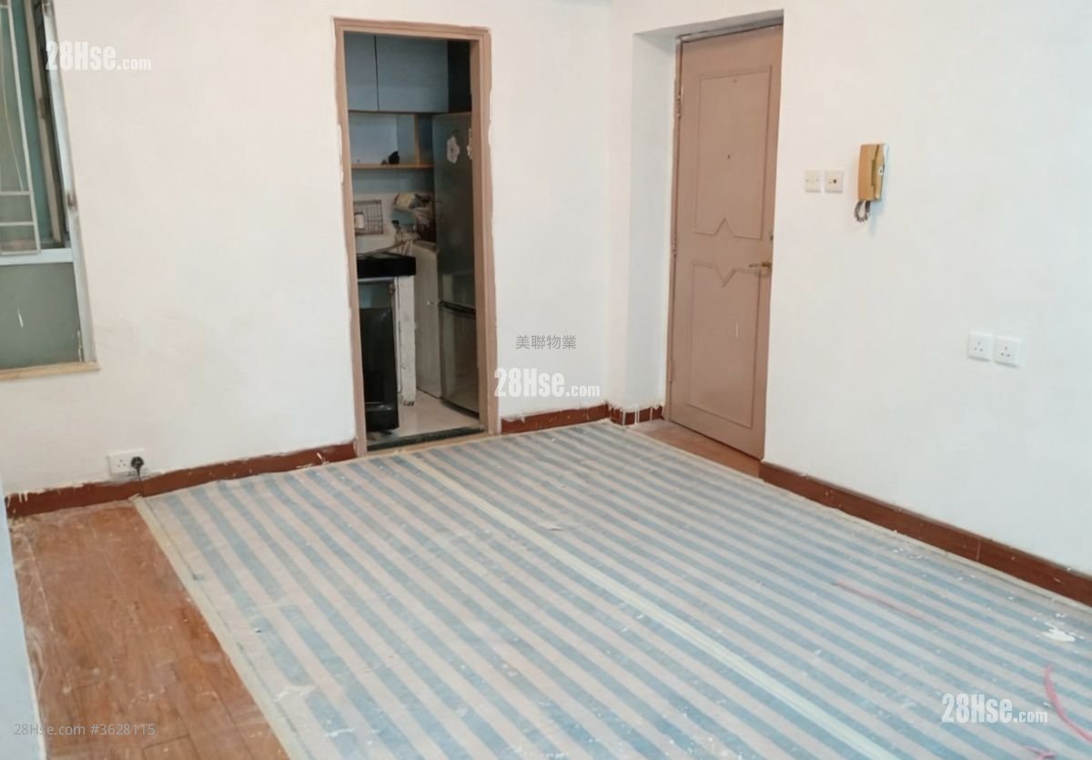 Elegance Gardens Sell 3 Bedrooms 511 ft²