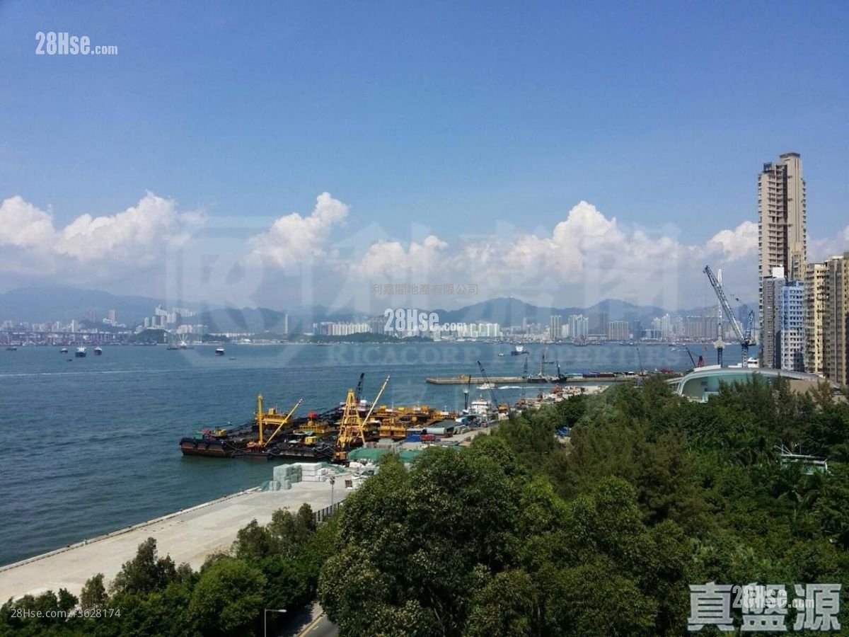 Wah Po Building Sell 2 Bedrooms 311 ft²