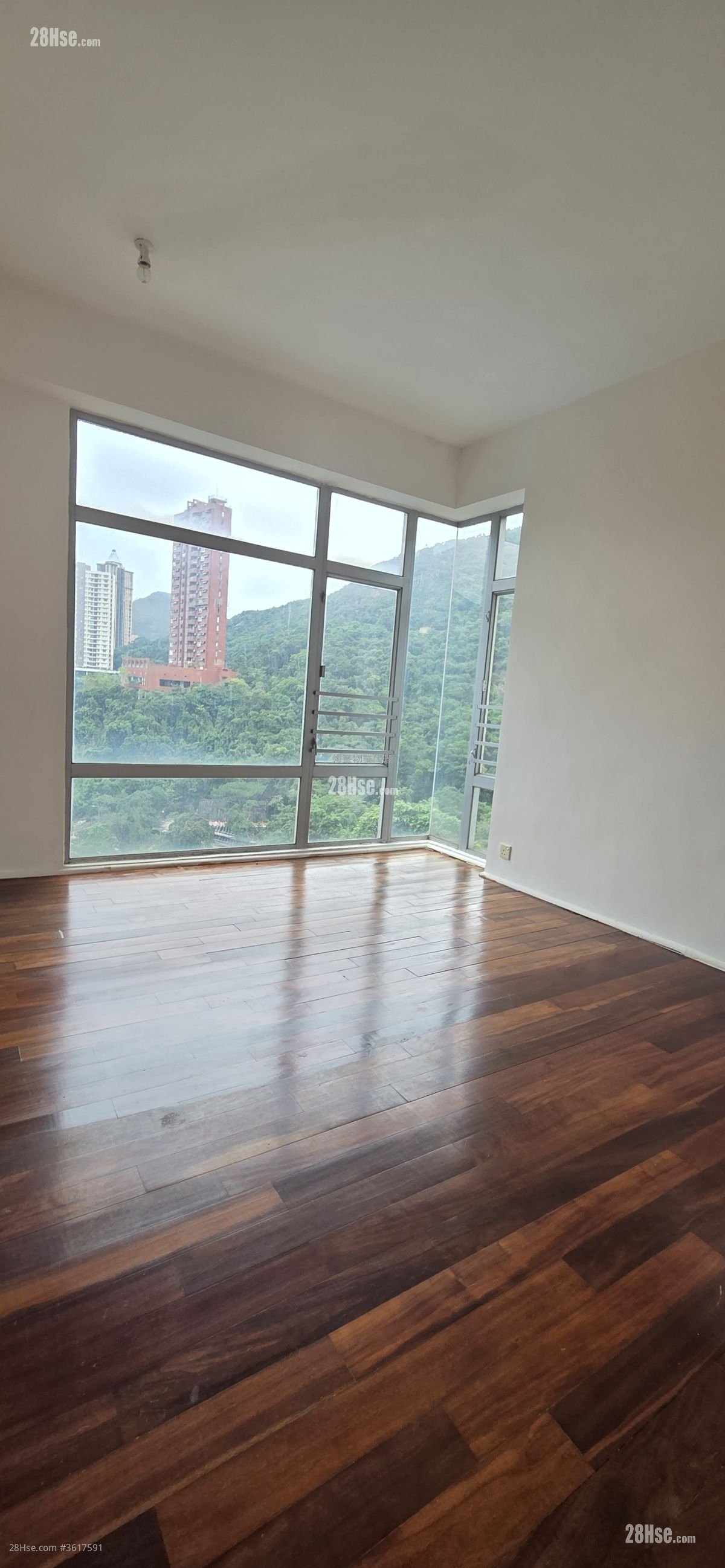 23 Repulse Bay Road Rental 3 Bedrooms , 2 Bathrooms 1,035 ft²