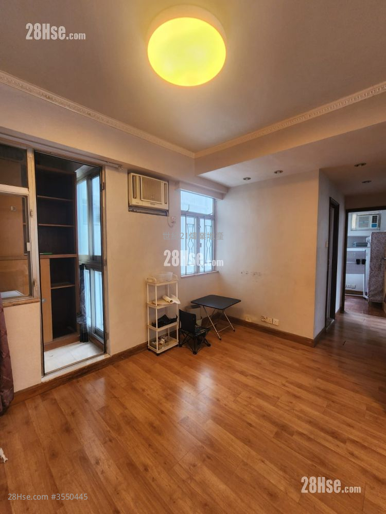 Treasure Garden Rental 3 Bedrooms , 1 Bathroom 527 ft²