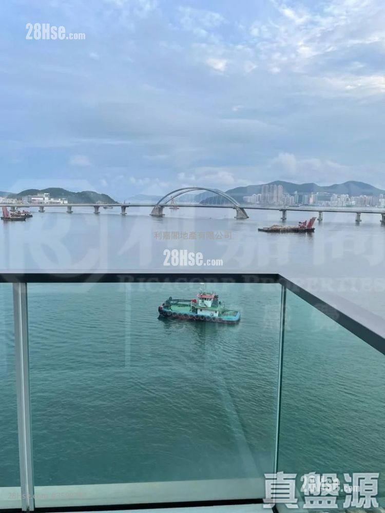 Monterey Rental 4 Bedrooms , 4 Bathrooms 1,159 ft²