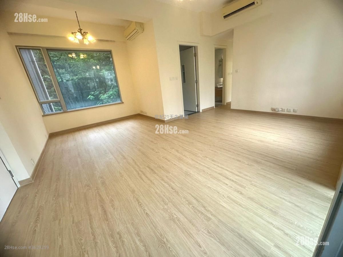 South Crest Sell 3 Bedrooms , 2 Bathrooms 928 ft²