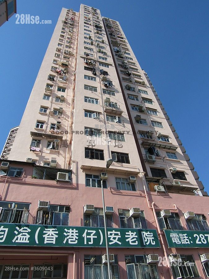 碧麗大廈 租盤 2 房 , 1 浴室 279 平方呎