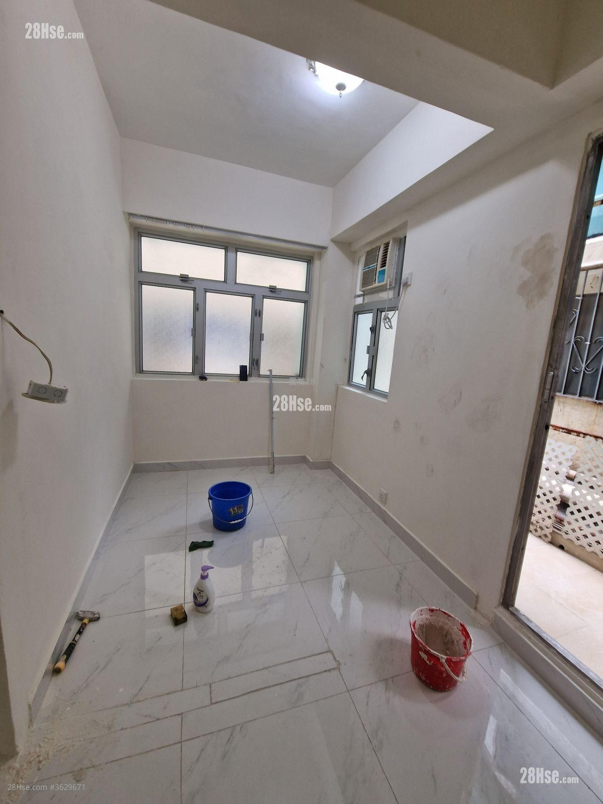 福仁大廈 租盤 2 房 , 1 浴室 362 平方呎