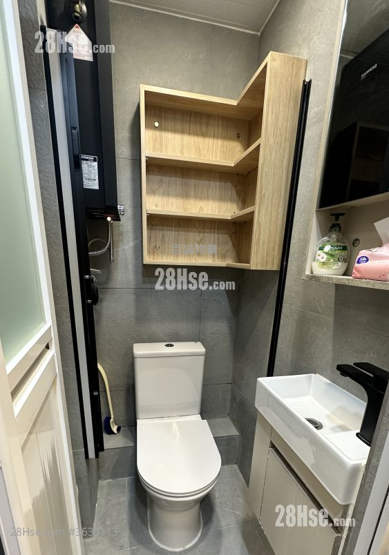 順景大樓 租盤 開放式間隔 , 1 浴室 130 平方呎