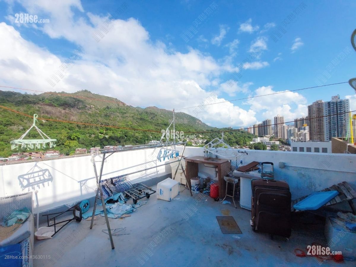 安麗大廈 售盤 2 房 , 1 浴室 269 平方呎