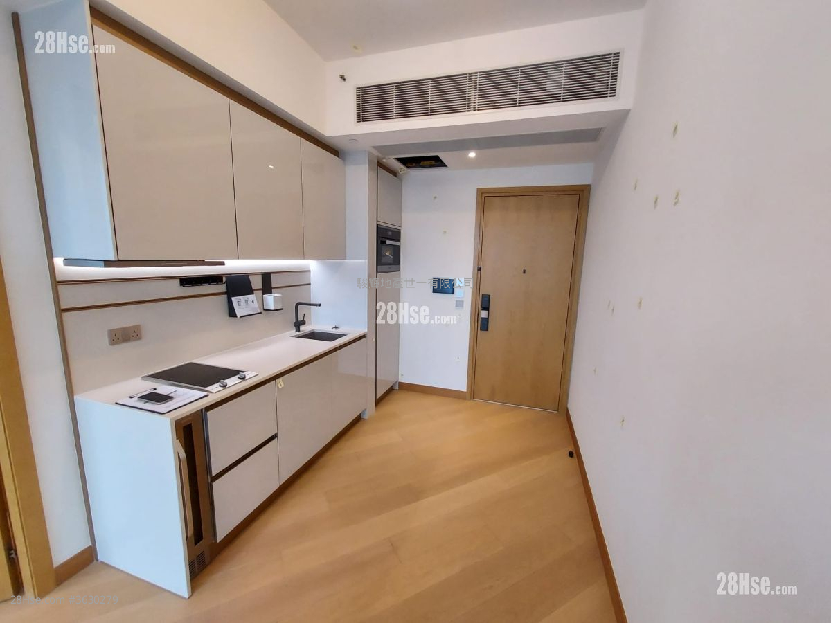 128 Waterloo Rental 1 Bedroom , 1 Bathroom 342 ft²