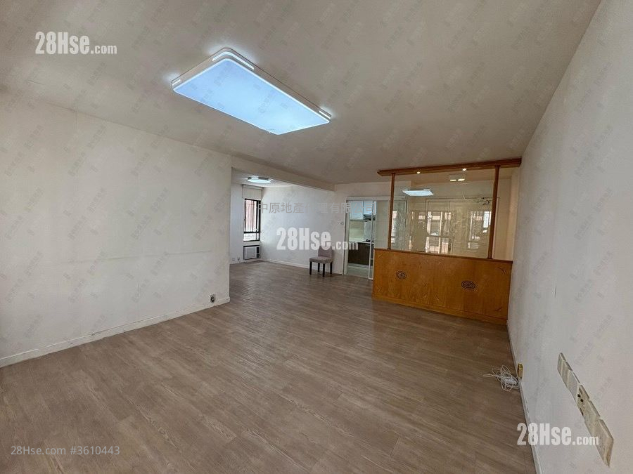 碧華花園 售盤 3 房 1,211 平方呎