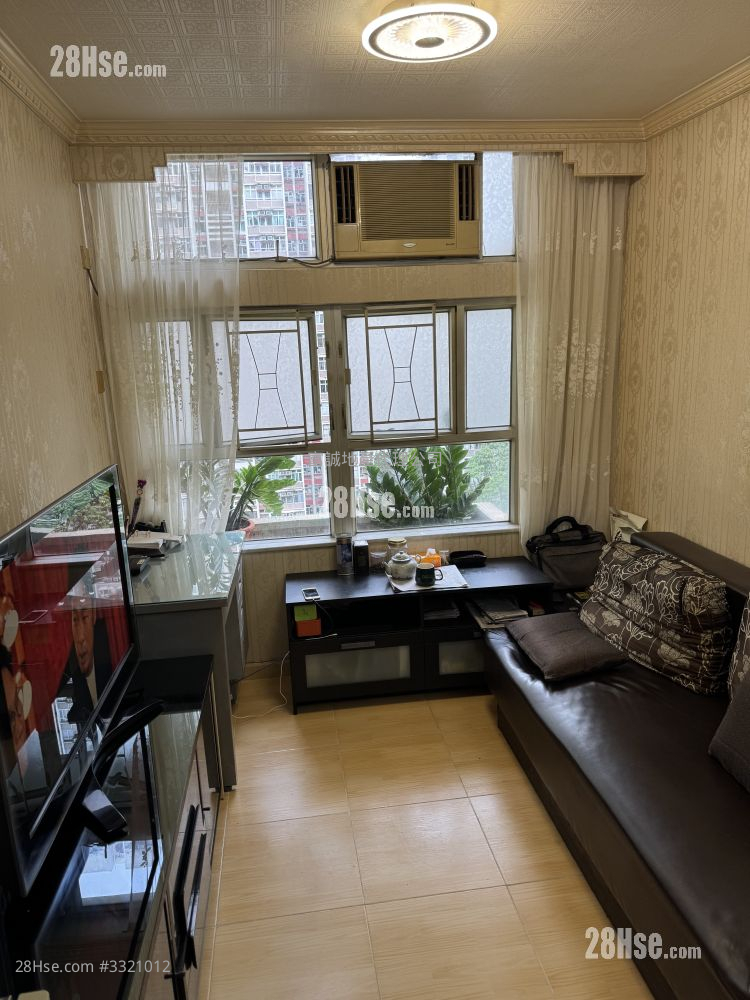 盈福苑 售盤 3 房 , 1 浴室 559 平方呎