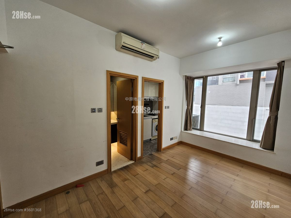 Sevilla Crest Rental 1 Bathroom 217 ft²