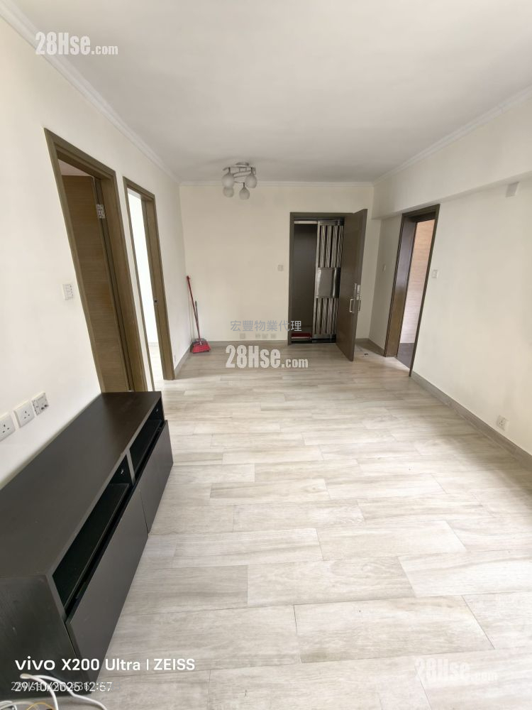 Ying Ga Garden Rental 3 Bedrooms , 1 Bathroom